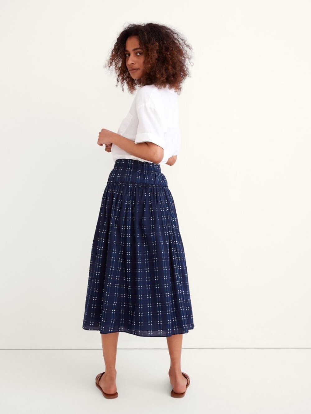Madewell SMALL Midi Skirt in Shibori Indigo Plaid navy blue & white 100% cotton - Picture 3 of 10